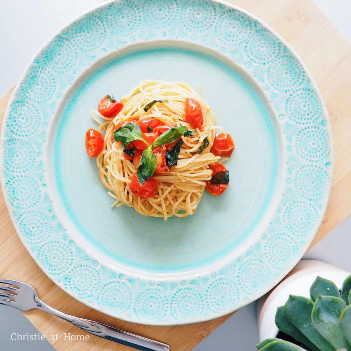 Tomato Garlic Pasta