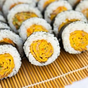 korean egg roll kimbap