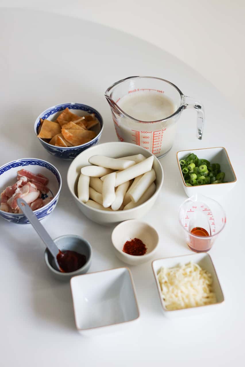 ingredients to make rose tteokbokki