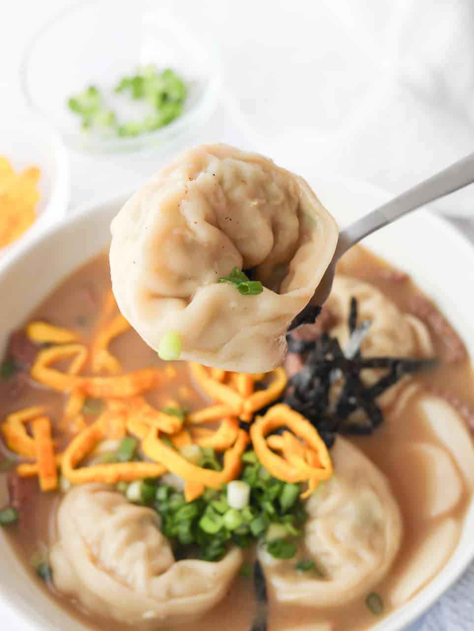 Tteok Mandu Guk