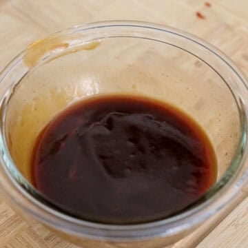 combine tonkatsu sauce ingredients