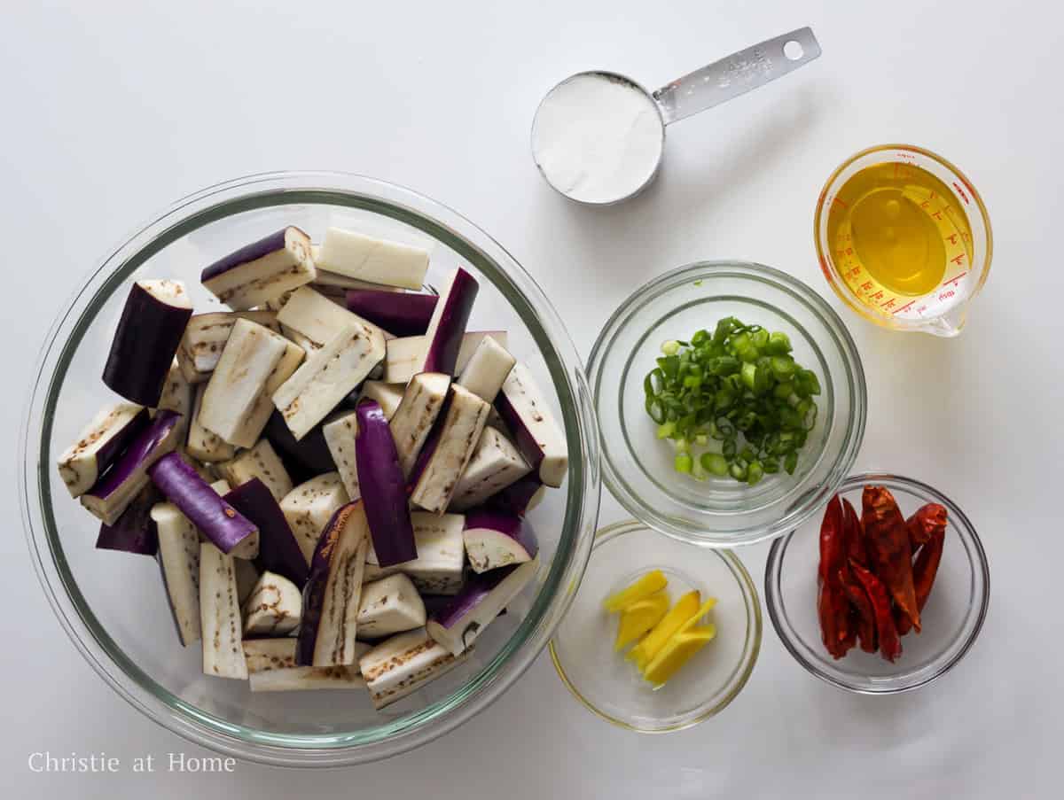 main ingredients to make chinese spicy garlic eggplant