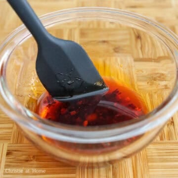 Spicy garlic sauce mixed in a bowl