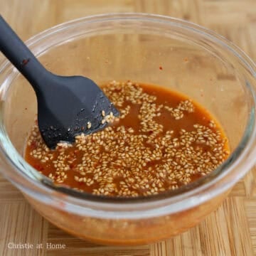 Gochujang sauce ingredients mixed together until smooth.
