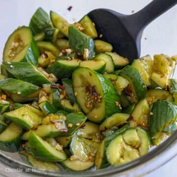 Smashed cucumbers coated in spicy garlic chili dressing.
